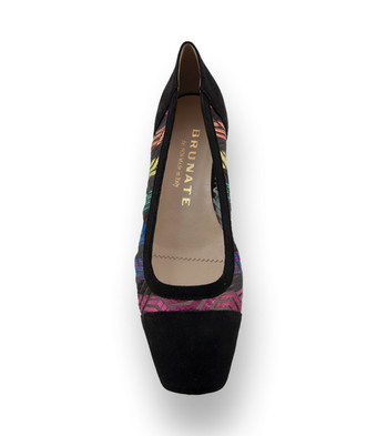 Brunate Pumps