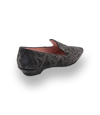 Pretty Ballerinas Loafer