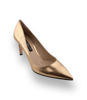 The Seller - Julie Dee