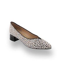 Brunate Pumps